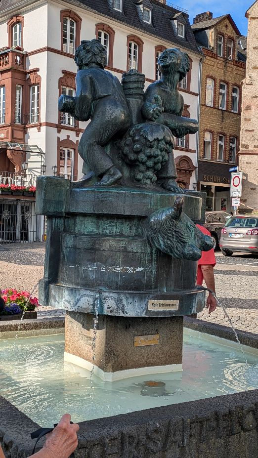 d0646a.jpg
