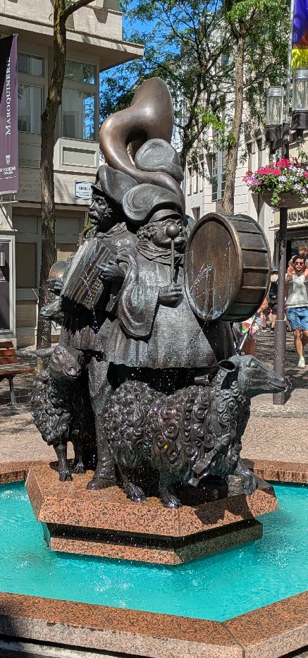 d0927.jpg
